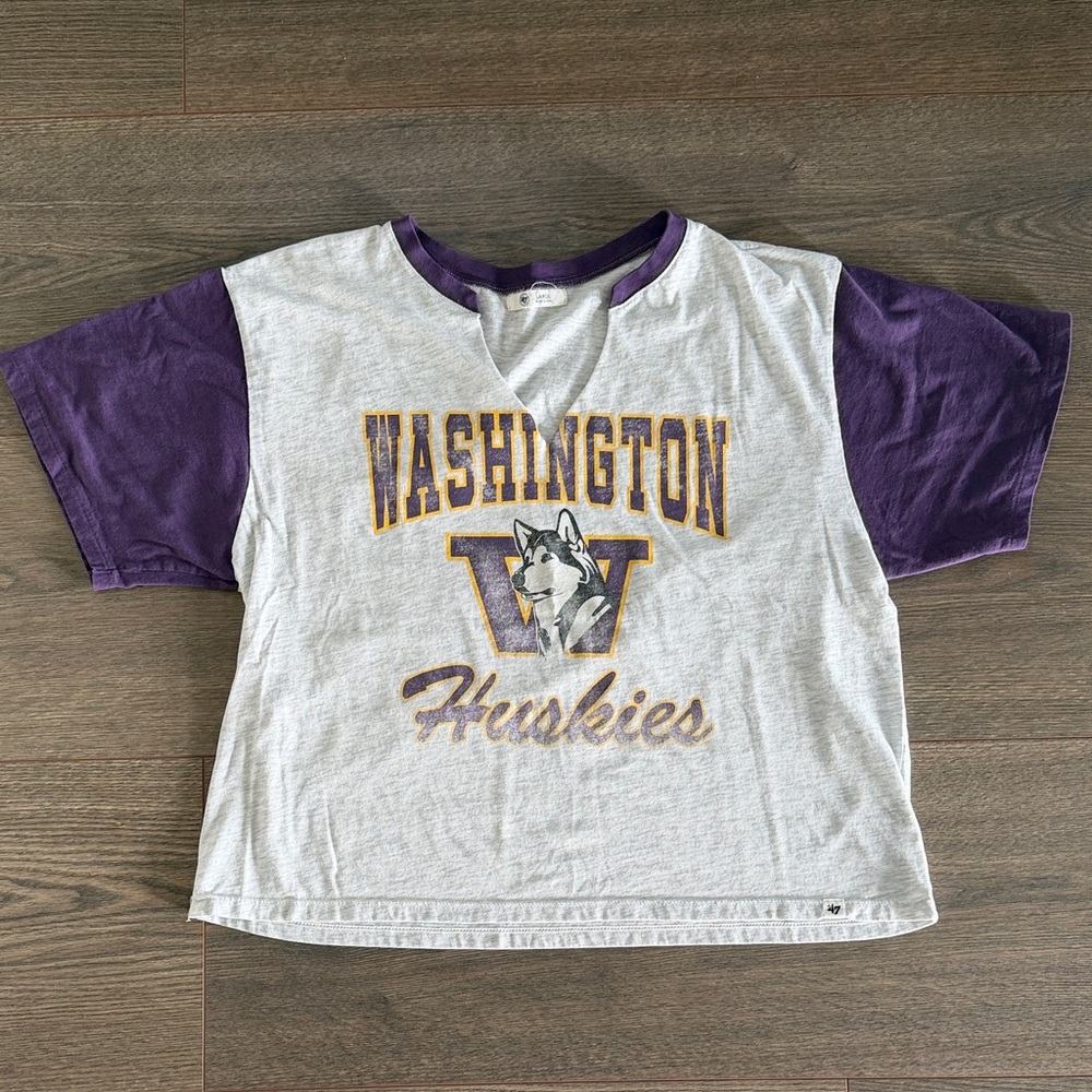 University of Washington Huskies Women's Large T-Shirt Short Sleeve